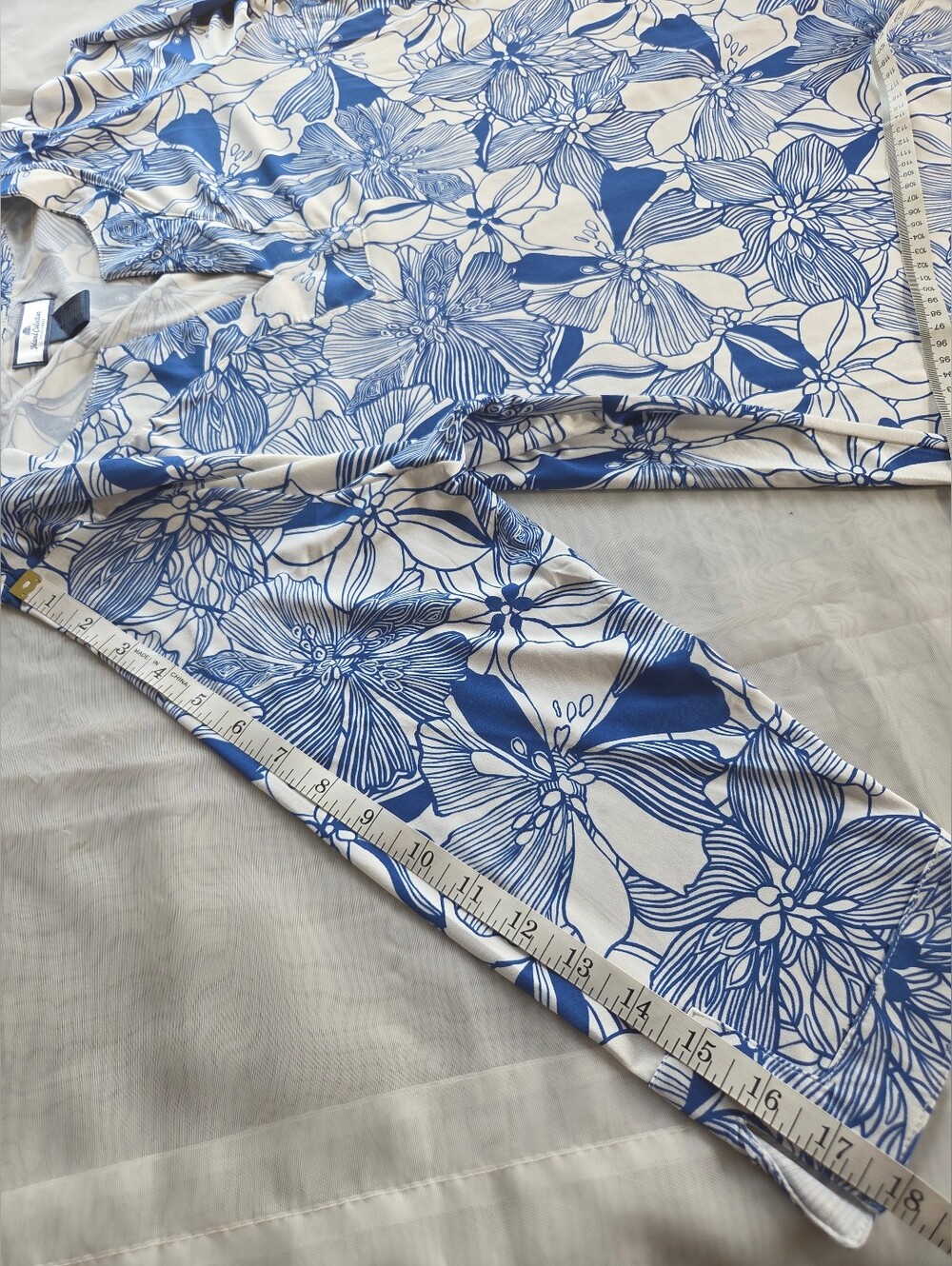 Island Collection Stella Parker Blue and White Floral Cover-Up Tunic - Picture 6 of 9